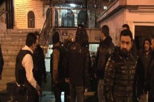 İstanbul'da rehine kendi kendini kurtardı!