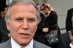 Ak Parti 'den Arın&ccedil; ve &Ccedil;elik i&ccedil;in flaş karar