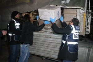 40 bin ka&ccedil;ak sigara ele ge&ccedil;irildi