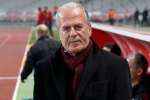 Mustafa Denizli istifa etti, &Ouml;zbek vazge&ccedil;irdi...