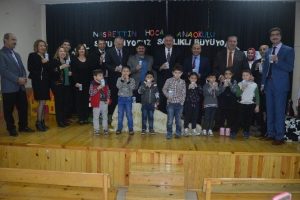 Mersin'de okul s&uuml;t&uuml; dağıtımı başladı