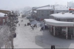 Ardahan G&ouml;leliler soğuk maaşı istiyor