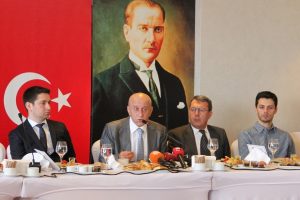 Poyraz: Bursa'da kentsel d&ouml;n&uuml;ş&uuml;m&uuml; destekliyoruz ama...