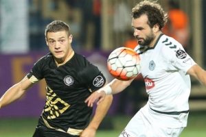 Konyaspor ile Osmanlıspor karşılıklı gollerle sahadan beraberlikle ayrıldı