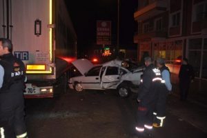 İnfaz koruma memuru kazada &ouml;ld&uuml;