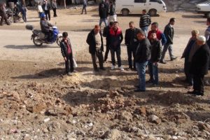 Nusaybin'de polis aracına bombalı saldırı