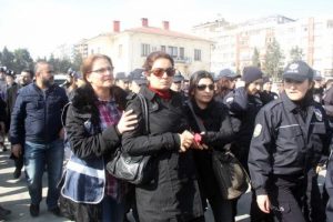 Şanlıurfa'da '&Ouml;calan y&uuml;r&uuml;y&uuml;ş&uuml;ne' izin verilmedi