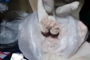 Kargo ile eroin sevkiyatına 2 tutuklama