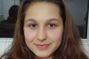 14 yaşındaki Beste G&uuml;l'den haber alınamıyor
