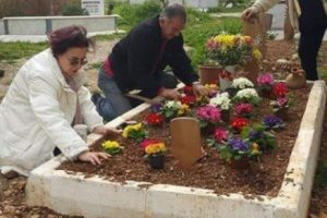Fatma Girik h&uuml;z&uuml;nlendi