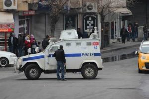 Diyarbakır'da faciadan d&ouml;n&uuml;ld&uuml;...