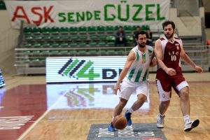 Lider Bursaspor İT&Uuml;'y&uuml; mağlup etti