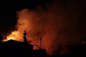 Barbarlar okul yakmaya devam ediyor