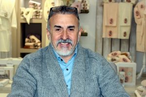 Bursa'da iş adamı hayatını film &ccedil;ekerek anlattı