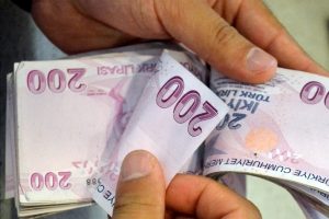 Uzun vadeli kredi borcu arttı, kısa vadeli azaldı