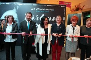 T&uuml;rkan Şoray sinema a&ccedil;ılışı yaptı