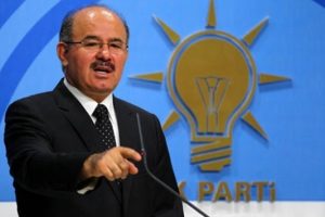 H&uuml;seyin &Ccedil;elik: '1 Mart tezkeresine 3 bakan ret oyu verdi'