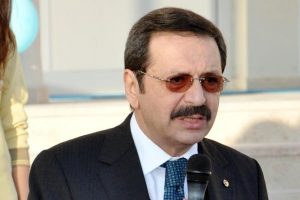Hisarcıklıoğlu: Eğitime yaptığınız yatırım hep kar yazar
