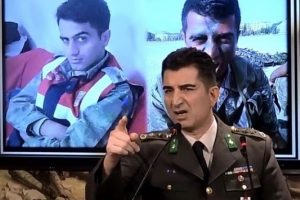 Şehitler i&ccedil;in duygusal anma