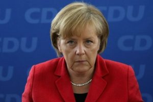 Merkel'den u&ccedil;uşa yasak b&ouml;lge a&ccedil;ıklaması