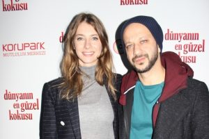 D&uuml;nya'nın En G&uuml;zel Kokusu filminin galası Bursa'da yapıldı