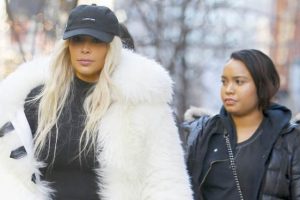 Kim kardashian'ın ayakkabıları şoke etti...