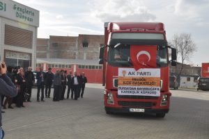 Bursa İneg&ouml;l'den Bayırbucak'a 2 TIR yardım
