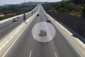 Bursa'da bastonla geldiği mahkemeden tutuklanarak &ccedil;ıktı