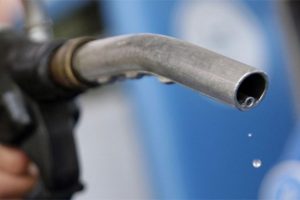 Petrol fiyatları hareketlendi