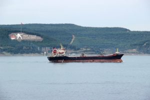 Rus gemisi &Ccedil;anakkale Boğazı'ndan ge&ccedil;ti