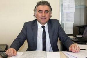 "D&uuml;ş&uuml;ş s&uuml;rerse Rusya belini doğrultamaz"