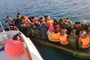 Antalya'da Suriyeli 51 ka&ccedil;ak yakalandı