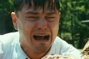 Oscar &ouml;ncesi DiCaprio'yu h&uuml;ng&uuml;r h&uuml;ng&uuml;r ağlattılar!