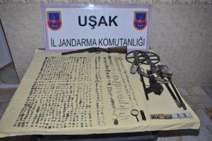 Uşak'ta 919 par&ccedil;a tarihi eser ele ge&ccedil;irildi