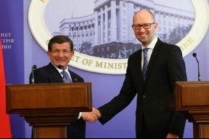 Ukrayna ile T&uuml;rkiye ortak silah &uuml;retecek