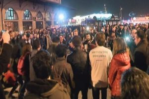 Maden gerginliğine halaylı destek