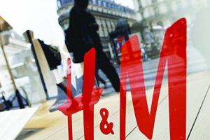 H&M CEO'su Persson, &ccedil;ocuk iş&ccedil;ilerle ilgili net konuşamadı
