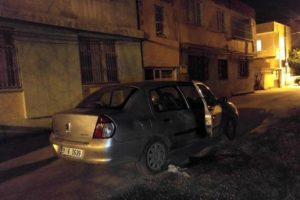 Kuş alım-satımı kanlı bitti: 1 &ouml;l&uuml;, 1 yaralı