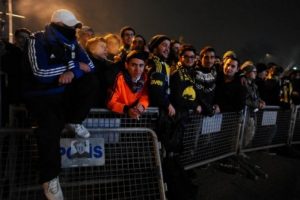 Fenerbah&ccedil;eli 3 taraftar g&ouml;zaltına alındı