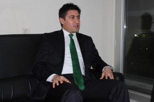 AK Partili &Ouml;zkan: Yeni anayasayı getirmek i&ccedil;in A'dan Z'ye &ccedil;ok farklı y&ouml;ntemler var