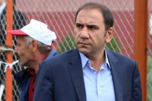 Sivasspor kırmızı hattan &ccedil;ıkmak istiyor