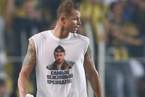 Rus futbolcuya 10 ma&ccedil; ceza gelebilir
