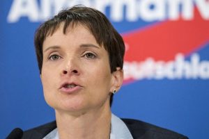 Almanya'da ırk&ccedil;ı parti AfD şoku