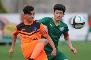 U15 Liginde Bursaspor Başakşehir'i mağlup etti