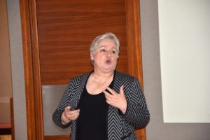 Sedef hastaları toplumdan izole yaşıyor