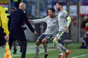 Real Madrid Roma'yı devirdi ve turu yarıladı