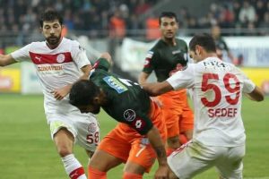 Antalyaspor ile &Ccedil;aykur Rizespor 14. randevuda