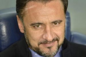 Pereira Bursaspor ma&ccedil;ında 11'i değiştirmeyi d&uuml;ş&uuml;n&uuml;yor