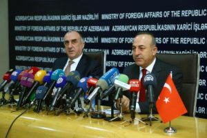 Dışişleri Bakanı Mevl&uuml;t &Ccedil;avuşoğlu, Bak&uuml;'de