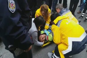 Zonguldak'ta otomobil yayaya &ccedil;arptı: 1 yaralı